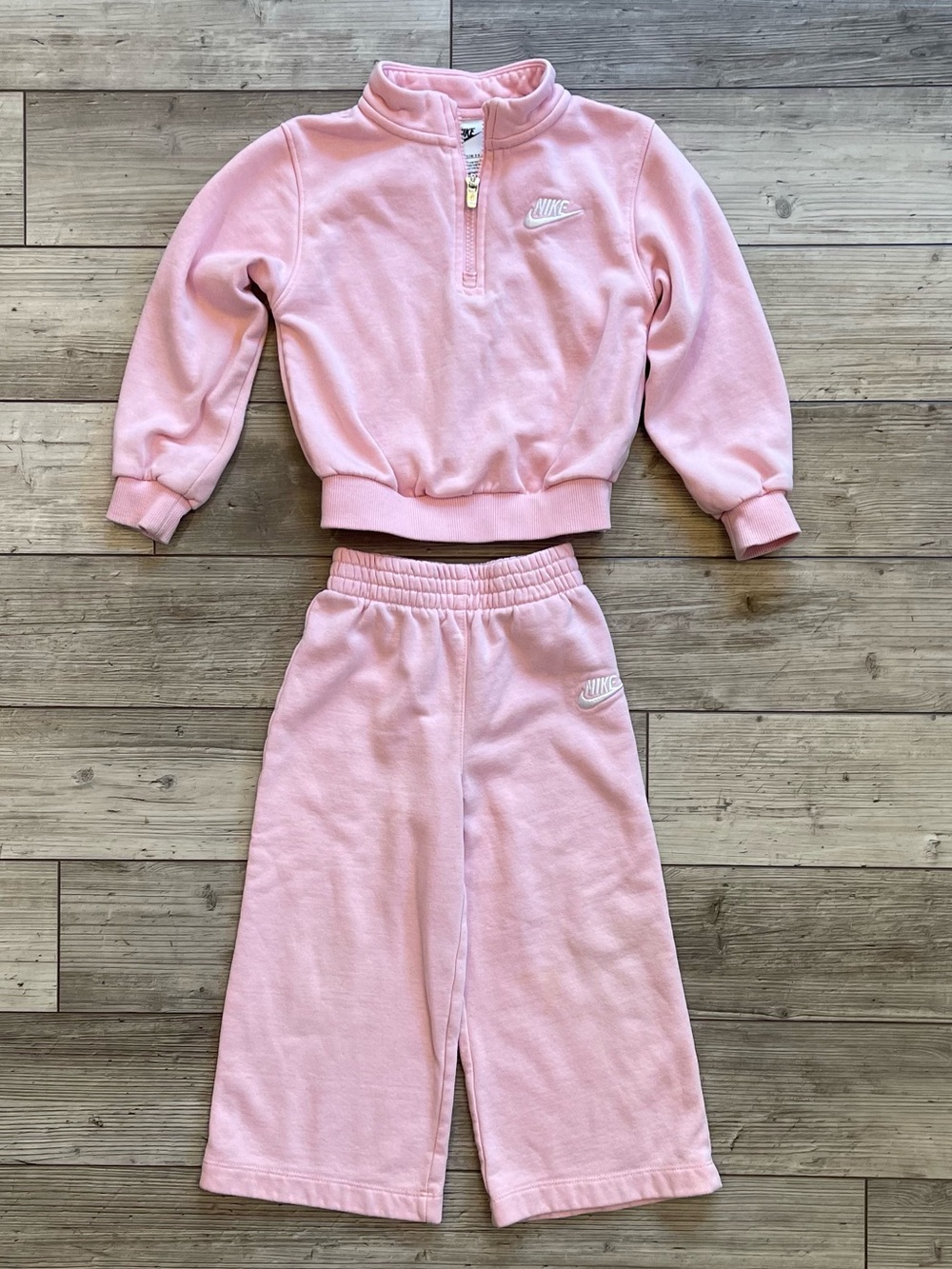 Nike | Kids Light Pink Quarter-Zip Sweat Set with Wide-Leg Sweatpants | Size: 4T